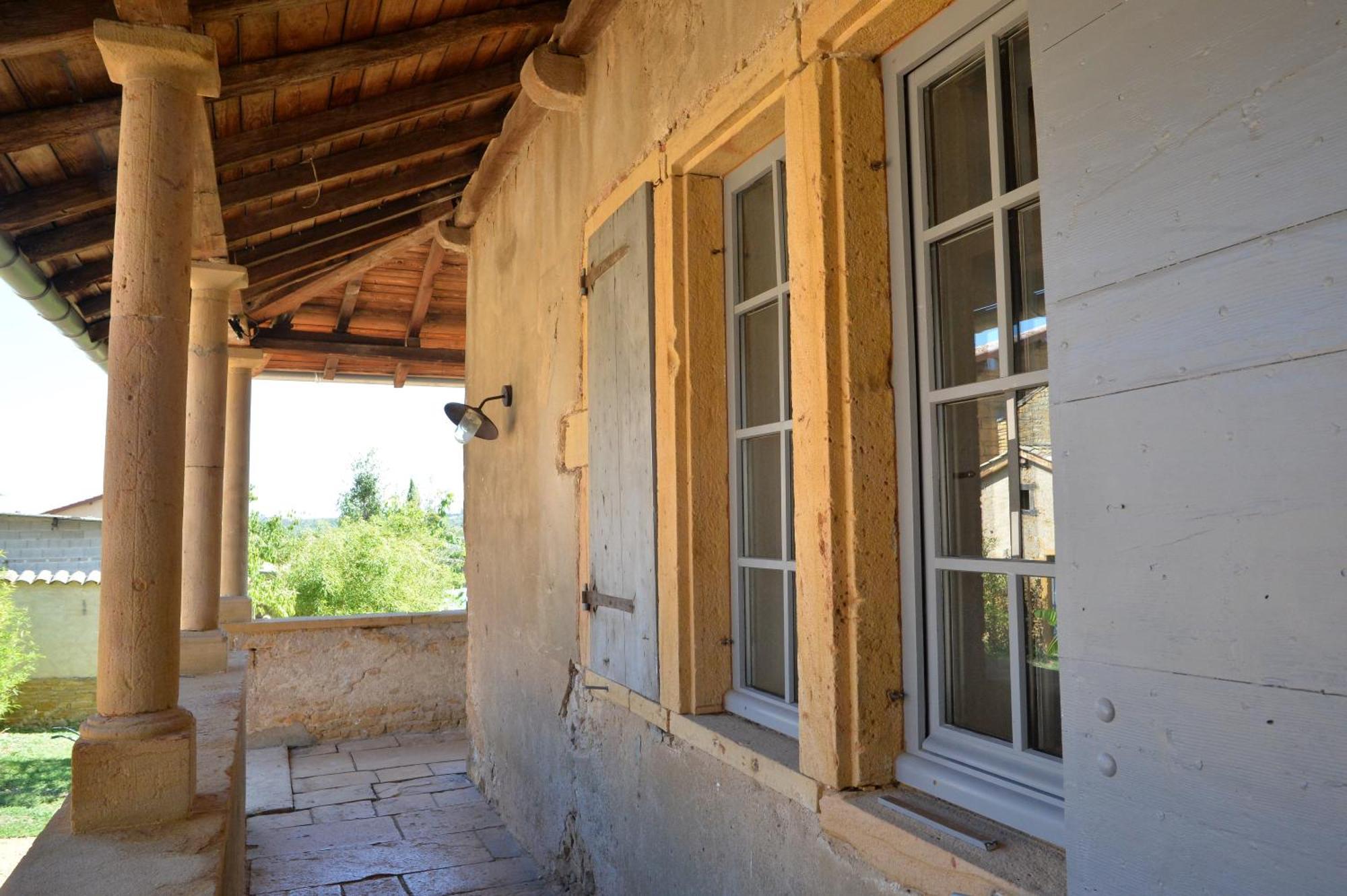 Le Clos Zelie Pouilly-le-Monial 外观 照片